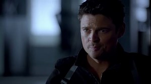 Almost.Human.S01E07.Simon.Says