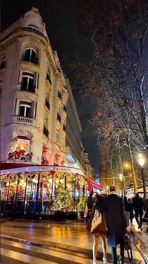 Paris Night Walk 🌙 | Real Street Life & Beautiful City Lights | 4K Walking Tour