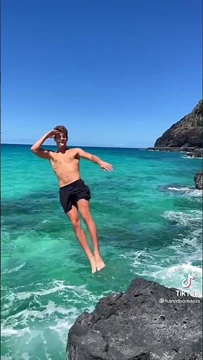 Hannah Thomas and Ben Azlert in Hawaii