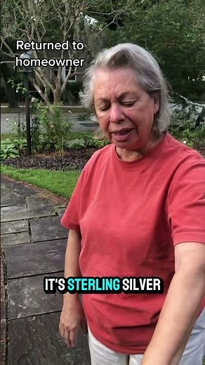 Metal detecting we Returened this silver bracelet