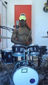 Hoji vc vai aprendê a toca Vanerãum na bateria! Cum uma tequinica super avansada qui nem preçiza sêr baterixta pra aprendê TA TIS TA TUN PIS 🥁 #bateria #baterista #aula #musica | Sucrilho Boladão