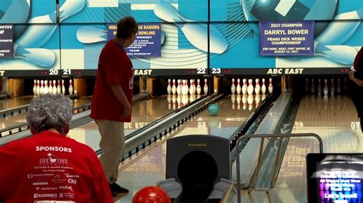 Local bowling alley hosts multi-state fundraiser