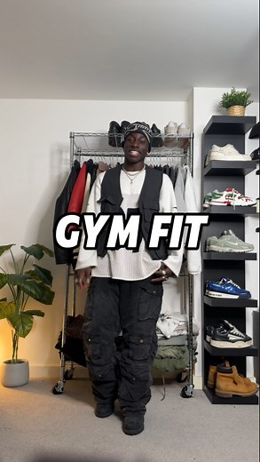 Kwadwo† | Suttin light • If you’re new, follow for more fashion content🤞🏿 • • #reels #explorepage #explore #outfitinspo #outfitinspiration #ootd... | Instagram