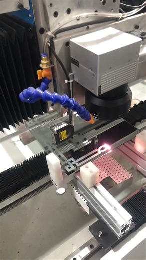 Laser drilling of glass，laser engraving of mirror