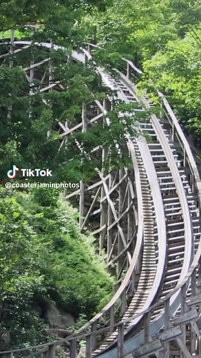 Exploring Boulder Dash at Lake Compounce
