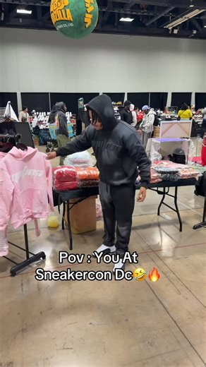 Isaiah King on Instagram: "Clothing Brand Got Us Traveling Everywhere ‼️ Follow @zay.1.kk For More Content #viral #streetwear #1motionapparel"