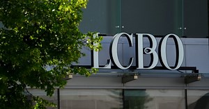 LCBO scraps plan for limited re-opening of 32 stores as strike persists