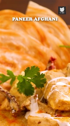 Paneer Afghani — protein-packed cottage cheese marinated in a creamy, mildly spiced Afghani-style blend and cooked till soft, smoky, and full of flavour. Host: Varun Inamdar Ingredients: 1 Onion (Boiled) 3 Green Chillies 10-15 Garlic Cloves 1 tsp Coriander Seeds 1 tsp Garam Masala Powder 1 tsp Cumin Seeds 3-4 tbsp Curd (Whipped) 2 tbsp Oil 3-4 Dried Red Chillies (Chopped) 1 Inch Cinnamon Stick 2 Bay Leaves 2-3 tbsp Curd (Whipped) Salt (As per taste) 2-3 tbsp Fresh Cream 200 gms Cottage Cheese (C