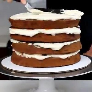 Chocolate & Caramel Drip Cake This Chocolate & Caramel Drip Cake is so damn awesome 🤗🍫🍰 Credit: Chelsweets BuzzFeed Food Tasty Delish Food Network INSIDER food Cooking Panda Tastemade Spoon University MetDaan Food UNILAD Grub The FOOD Bible | Viral Food TV