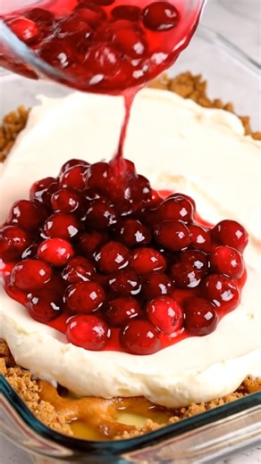 Sugar-Free Cranberry Jello Salad Sweet-salty pretzel crust, a fluffy cream cheese layer, and a bright cranberry gelatin topping with real cranberries—festive, creamy, and perfectly sliceable. Ingredients Pretzel Crust 2 cups pretzels, crushed ⅔ cup unsalted butter, melted 2 tbsp granulated allulose (or granulated monk fruit), to taste Cream Cheese Layer 8 oz cream cheese, softened ⅓ cup powdered allulose (or powdered monk fruit), to taste 1 tsp vanilla extract 8 oz light whipped topping, thawed 