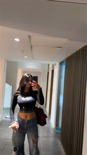 Sania Mistry | 👀 | Instagram