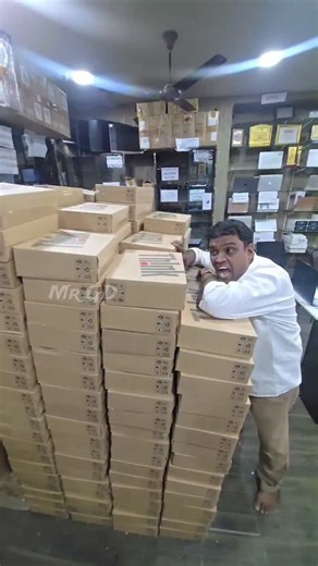 Mr GD on Instagram: "💻 Brand New Lenovo Computer – Super Offer! 🔥 வெறும் ₹10,999 + GST-க்கு ✔️ i5 Processor ✔️ 8GB RAM ✔️ Windows Professional Original License (₹20,000 value 😱) 👉 i7 Processor வேண்டுமா? ➕ ₹3,000 மட்டும் Extra 👉 Monitor உடன் வேண்டுமா? ➕ ₹2,000 மட்டும் Extra 📦 Brand New Seal Pack ⚡ High-end Machines ⏳ Only 400 Pieces Available 🚀 First Come First Serve Basis 📞 சீக்கிரம் வாங்கி எடுத்துக்கோங்க! 👉 Business | Office | Students | Freelancers – Perfect Choice 💯 #LenovoOffer #Co