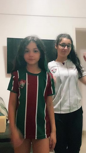 lhes apresento a mini duda, vulgo minha prima