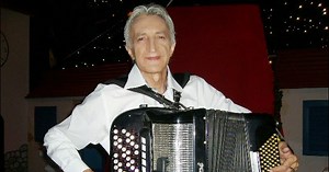 Mirko Kodić Biografija | Biografije Poznatih