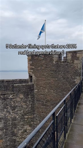 If you’ve ever dreamed of stepping inside Outlander, these are five real filming locations across Scotland you can actually visit. 🥃 1️⃣ Doune Castle (Castle Leoch) – near Stirling. The first time you walk through its stone archway, it feels like the show is still filming. Used as Castle Leoch in Season 1, it’s instantly familiar, especially the courtyard scenes with Jamie and Claire. You can even climb the same towers used in the series. 2️⃣ Culross (Cranesmuir) – this 17th-century village is 