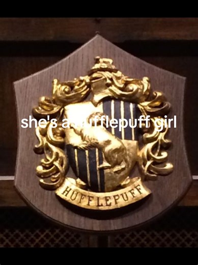 hufflepuff💛🦡 #harrypotter #hufflepuff #hufflepuffgirl #lufalufa