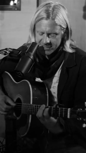 The winter EP came out 18 years ago today… still rings true today 🌻🌼🌻 | Jon Foreman