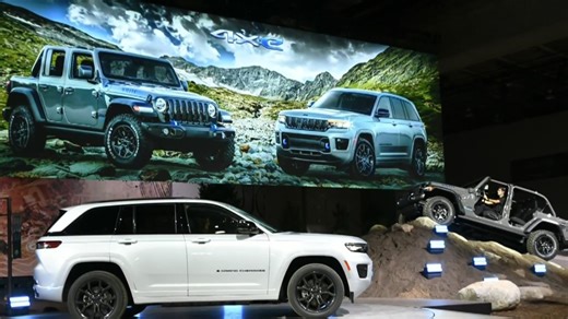 Chrysler recalls 320,000 Jeep plug-in hybrids