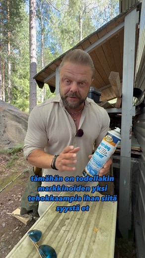 Foaming Coil Cleaner tekee ilmalämpöpumpun kennon puhdistamisesta tehokasta ja vaivatonta. 💨 Vaahto tulee ulos kovalla paineella, jolloin se tunkeutuu syvälle kennojen väliin ja irrottaa pinttyneenkin lian nopeasti. Samalla tiheä vaahto tarttuu pinnoille ja ehtii liuottaa epäpuhtaudet kunnolla ennen huuhtelua.🔥 Tuloksena on puhdas, tehokkaasti toimiva laite ja parempi ilmanlaatu. 🏠✨ Tilaa omasi ➡️ kemeko.fi #ilmalämpöpumppu #puhdistus #kennonpuhdistus #kiinteistöhuolto #ilmanlaatu #huolto #ko