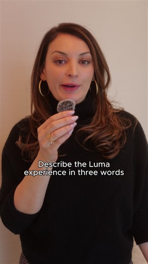 We put the Luma team on the spot 👀 Three words to describe the Luma experience. The one treatment they swear more people should try. What light therapy and infrared are really like once you experience them. And the music that perfectly matches the Luma vibe. No scripts. Just honest answers from the people behind your treatments. Watch till the end, you might find your new favourite treatment. Have you been to the spa? What words would you use to describe it? Comment below! . . . #torontospa #to