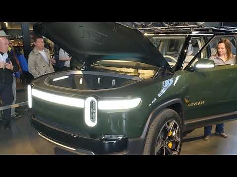 Rivian power hood on display in NYC, April 2019