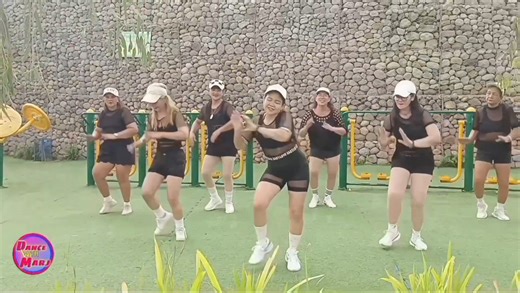 💃KUNG AKO'Y MAG AASAWA💃 Danceworkout | Dance Trends Dance With Marj Ft. Cool MomZ #dancefitness #dance #dancetrends #FBVIDEO #fbpost2024 #KungAkoyMagAasawa #fb #fy #foryouシ #fypシ゚ #followers #zumba #danceworkout #everyone #highlights | Dance Fitness With Marj