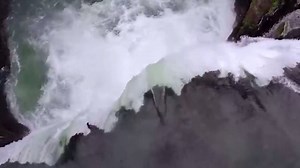 10K views · 64 reactions | Kayaking into the 60ft La Tomata waterfall in central Veracruz in #Mexico! video by Dane Jackson | MadTrip | Facebook