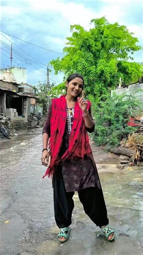 LE BETA NACH😁 #timli #timlistatus #timlidance #timlisong #shortfeed #virelshorts #sorts #virelshorts