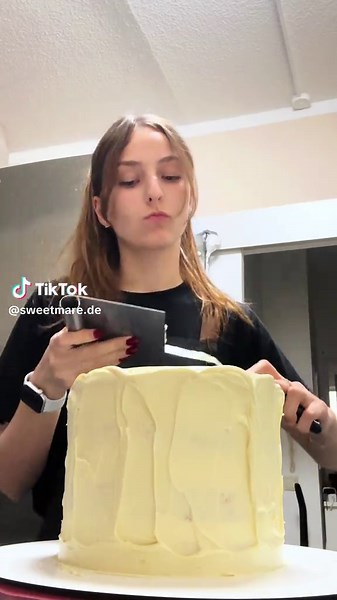 Honey Cake Decoration Tips for Perfect Presentation