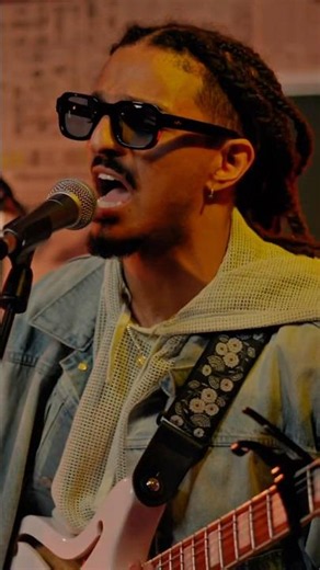 Mr Floyd Larry Performs “Florida” Live 🎸 #Shorts