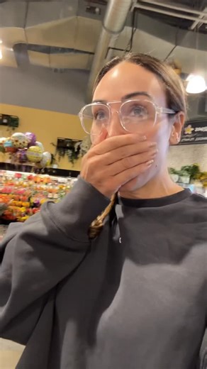 Melissa Gorga on Instagram: "Pinch me moment!! 💖 I did start crying after I walked away from the stand… Sometimes I just can't believe it. But I hope it can be inspiring to know that hard work pays off. I couldn't be more happy that so many families are going to have @letssprinklebymg on their Thanksgiving tables. Xox Thank you to the beautiful Inserra family for believing in me💖"