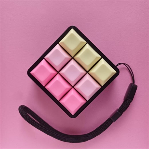 9-key Mechanical Keyboard Clicker Fidget, ASMR Sensory Toy - Etsy Canada