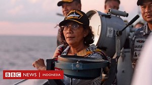 Menteri Susi kembali tenggelamkan kapal: 'Ini way out yang sangat cantik untuk bangsa kita, menakutkan untuk bangsa lainnya' - BBC News Indonesia