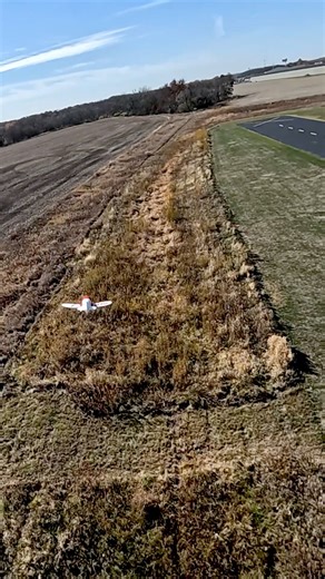 24K views · 214 reactions | Dominate the skies with E-flite's teardrop-shaped Gee Bee R-2 1.0m RC airplane. Inspired by the Golden Age of Racing era, RC pilots can enjoy fast, smooth flying up to 100 MPH in a dive, along with a variety of impressive aerobatic maneuvers! Pre-Order now at your local hobby hop or at https://horizonhobby.cc/GeeBeeR2 #HorizonHobby #EfliteRC #GeeBeeR2 #RCAirplane | Horizon Hobby | Facebook