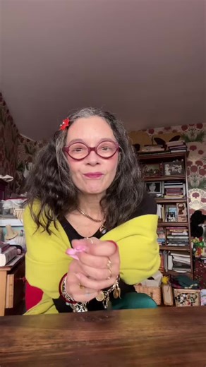 Right v Left and womanhood | woman dance