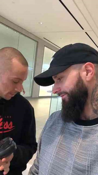 Hilarious Reactions to Public Farting!