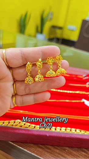 158 reactions | #8730944119 exchange policy available #mantrajwellery #lamphelsupermarket #readymade #newdesign #qualityproduct #manipuri #earrings #necklace #goldquality #goldpricetoday #messi #ronaldo #loktaklake #golddesign #necklaceoftheday #earringstyle #ringsofinstagram #braslets namaste | Mantra Jewellery | Facebook