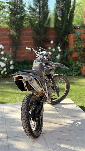 Lucas Consolo on Instagram: "HONDA TORNADO TURBO Bueno gente como ven ya tenemos la ecu programable para el tornadito, cada vez se hace más corta la espera…. #honda #hondaxr250 #tornado #"