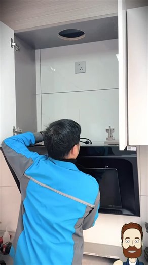 Weldpac handyman on Instagram: "Vent it like a pro—kitchen range hood installation adds style, safety, and cleaner air to your cooking space. Get the job done. What’s your kitchen upgrade? Share below! Kitchen Range Hood Installation and Appliance Services."