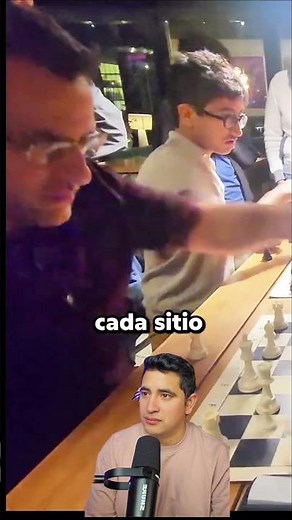 😏♟️Did you know that chess can also be played in teams of 4 people? #chess