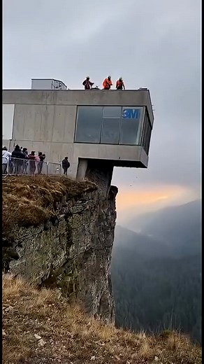 Avalanche | OH crash