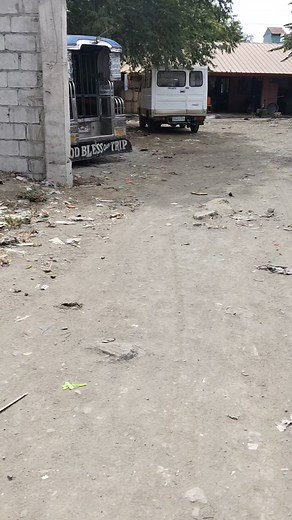Mga ka JEEPNEY 1st time ko mag jeepney nang ganito, pero maayos ang unit Kasi kaya nilabanan ko 10-11 siters straight ISUZU nga Pala Yan, #4BA1ENGINE sa naghahanap nang mahaba, Panghanap buhay ito na, Price 165k unit only, maayos chassis,maayos Makina, HIDROVAC 5, Mrf tires maayos pa, in gud running condition Gabi ko Po inuwi Yan... Location Open Canal Road General Trias Cavite Landmark San Benito homes,09679244895 pm txt or call lang Po sa interested, Wala pong sapilitan... #fbreelsfypシ゚viralfb