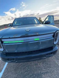 Level 2 charging on the NACS port #rivian