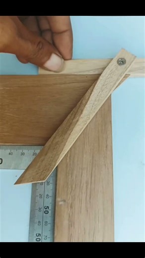 Are you interested in making your own photo frame?Here's an easy way to make one.#wood #carpenter #