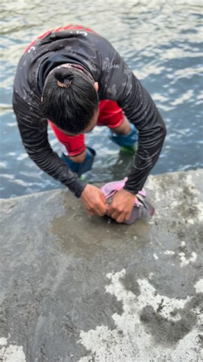 Floating plastic bag | Jacovtv