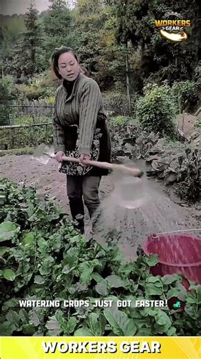 Hand - Carried Dual Bucket Irrigation System for Watering Crops and Garden Beds in Rural Farms