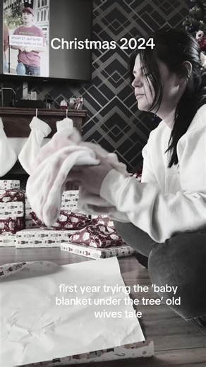 Baby Blanket Tradition: A Christmas Pregnancy Tale