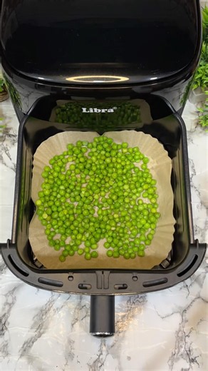 Air Fryer Masala Green Peas | Healthy High-Protein Snack | Crispy & Easy Recipe #Shorts