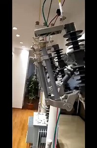 126K views · 1.7K reactions | Automatic Drop out fuse #Lineman #electrician #electrical #everyone | Electrical Lineman | Facebook