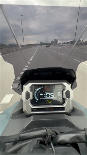 Brapa speed korg selalu maintain atas haiwei ? Ini speed sy setiap hari semasa cruising. Ada pillion @ xde, speed sama je. Spec masih kilang taiwan 😭 cuma, Barang yg tukar hanya : - roller 3x19g 3x18g - torque spring 1200rpm | Abd Jabbar Abd Wahab